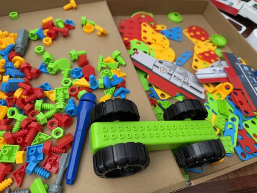 set-de-construccion-con-taladro-electrico-maletin-de-creatividad-2d-y-3d reseña_08
